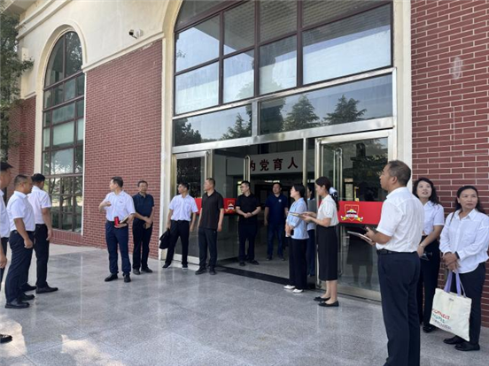 【学校动态】深化交流促提升 携手共进谱新篇——WilliamHill中文官方网站赴安阳学院开展评建工作对口交流学习活动