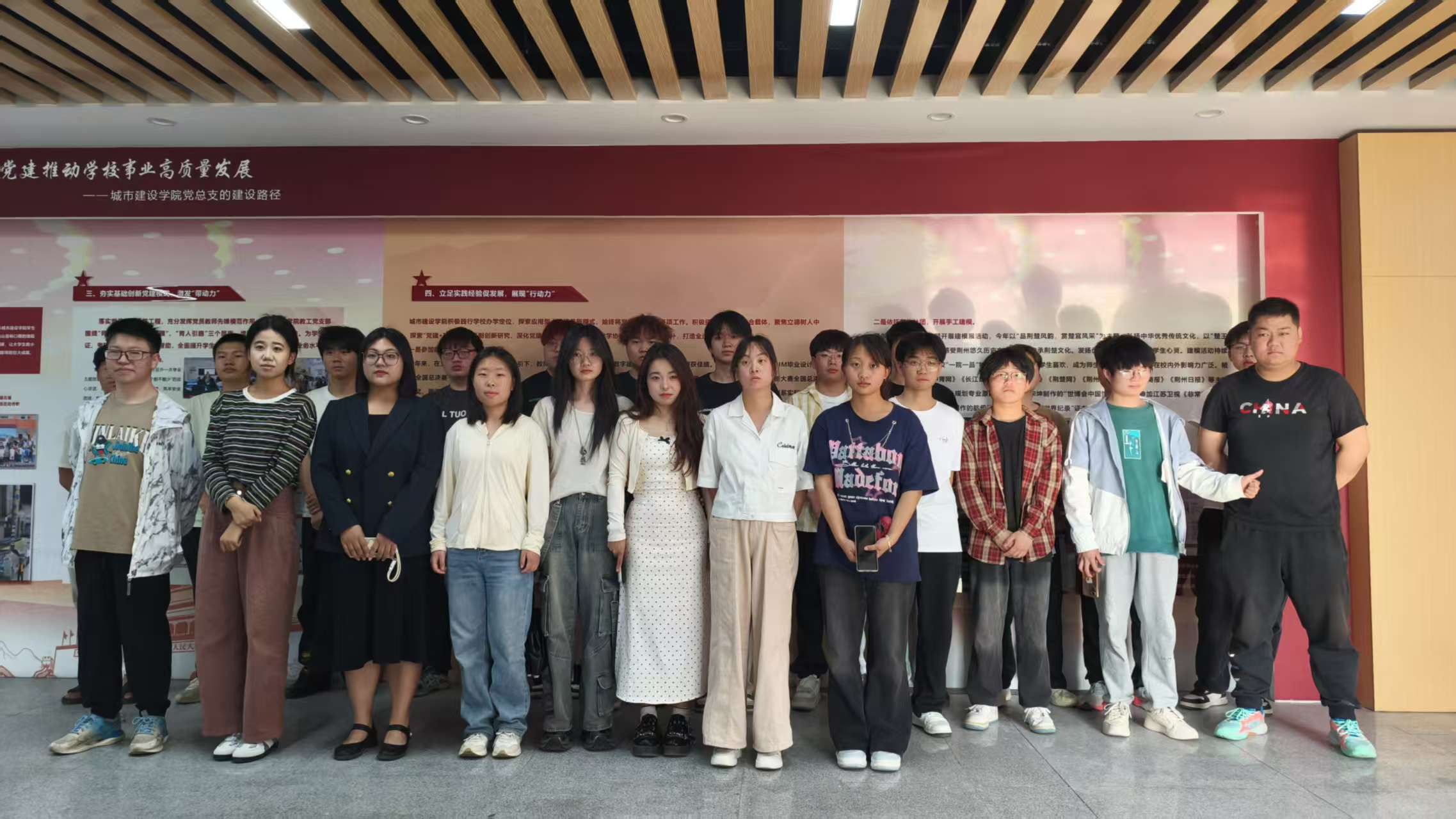 4d7bfaa126f378ac88fa59be85eb605.jpg 4d7bfaa126f378ac88fa59be85eb605.jpg