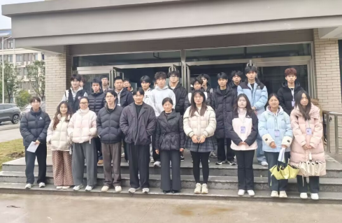 关怀入寝，安全同行——智能制造学院开展宿舍安全卫生全面检查工作