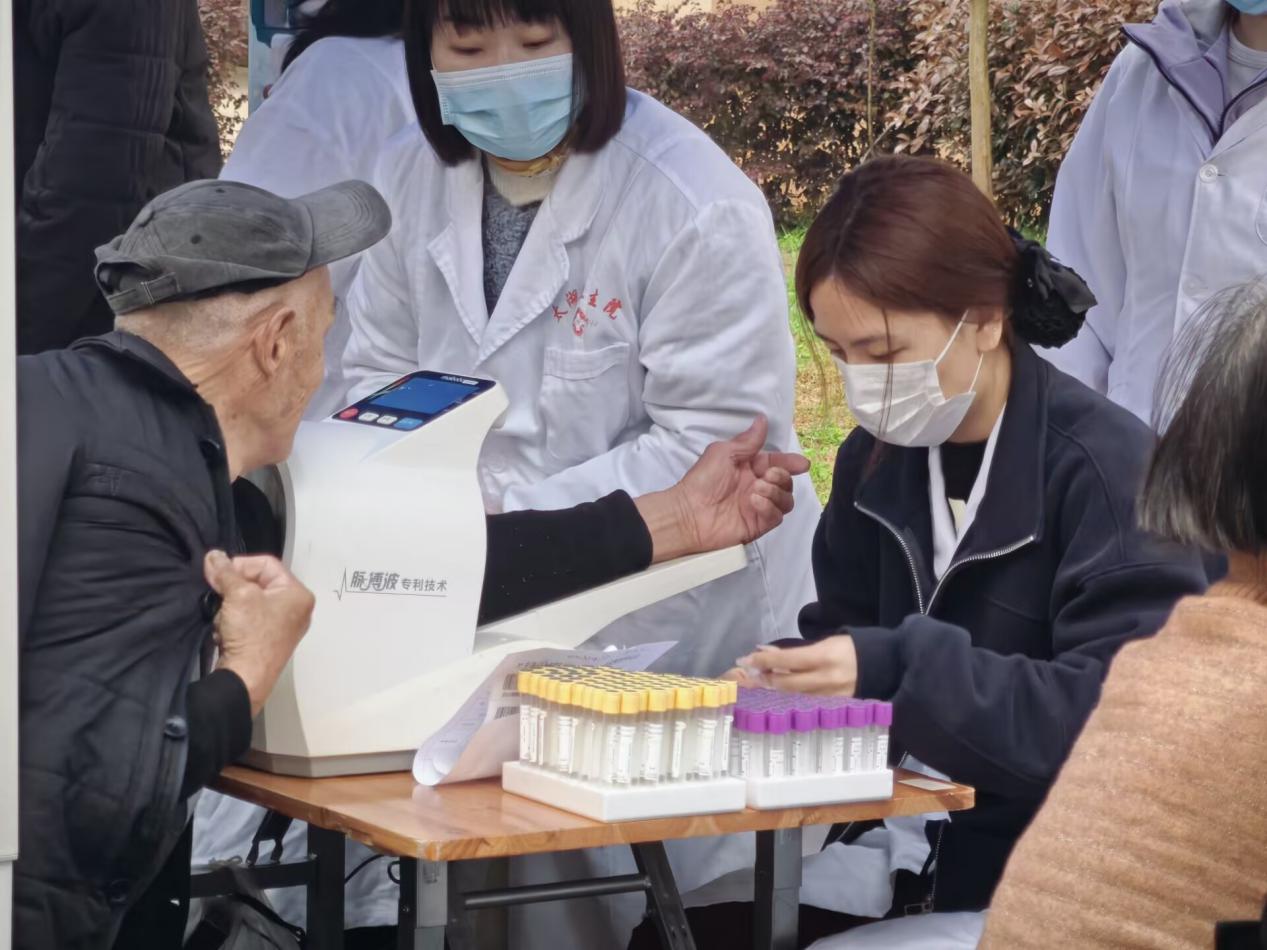 F9C1CF885157AC6A6BD8EBF299EBBDC2