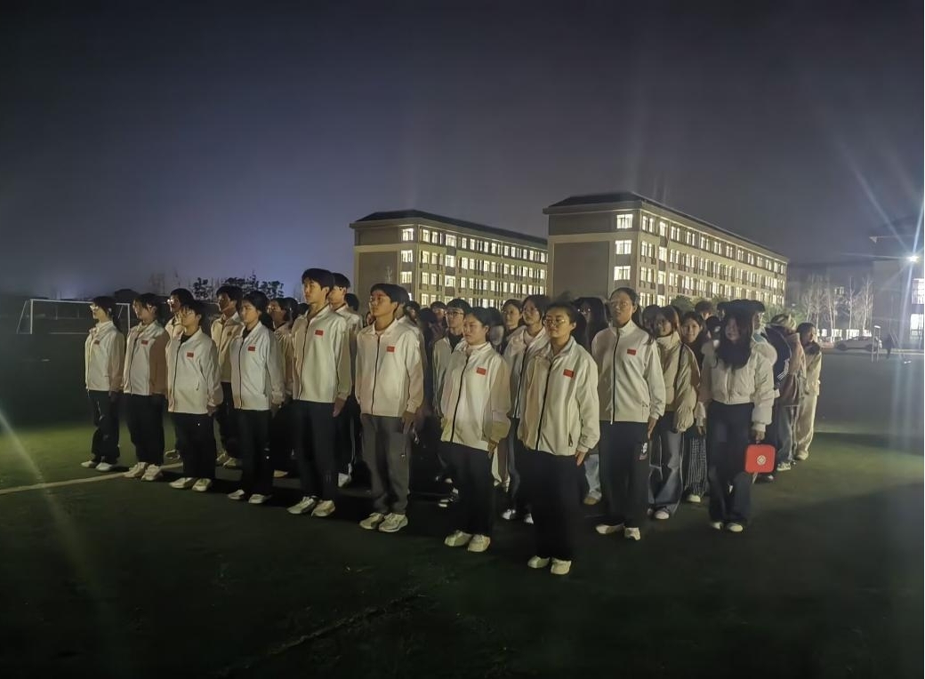 图片15.jpg 图片15.jpg