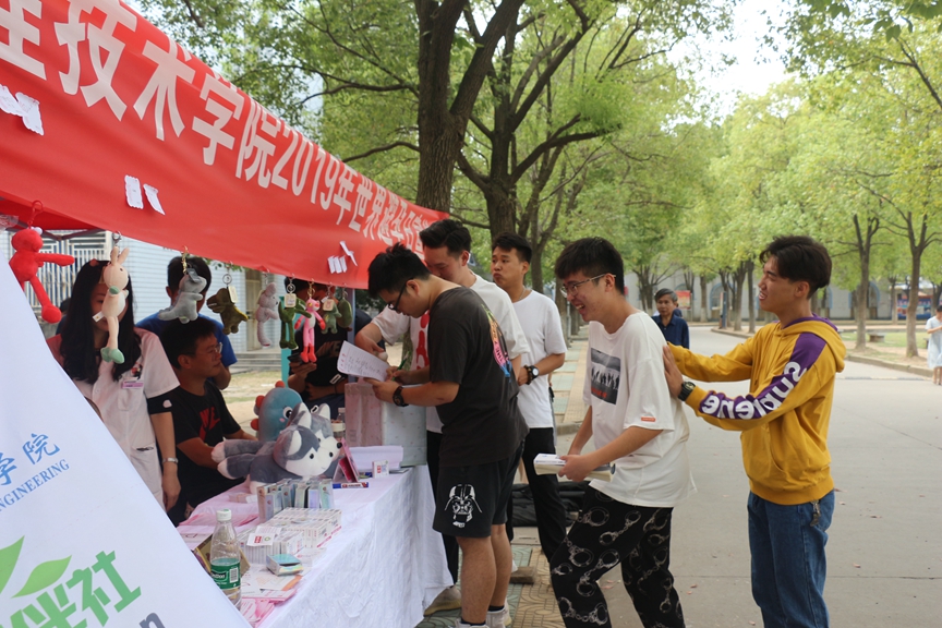 IMG_13581.jpg IMG_13581.jpg