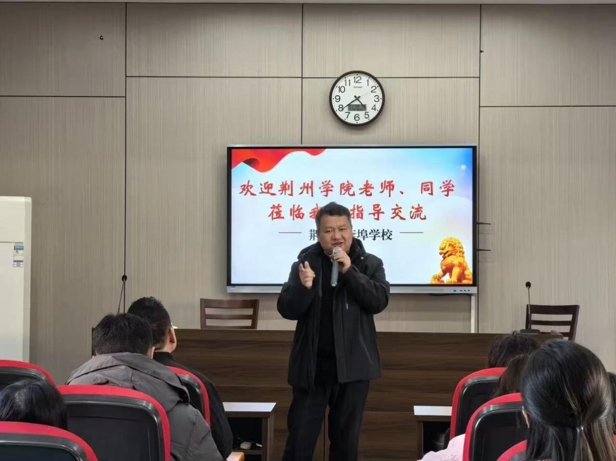 9c3b63172228662b2666ef2fbea46c81