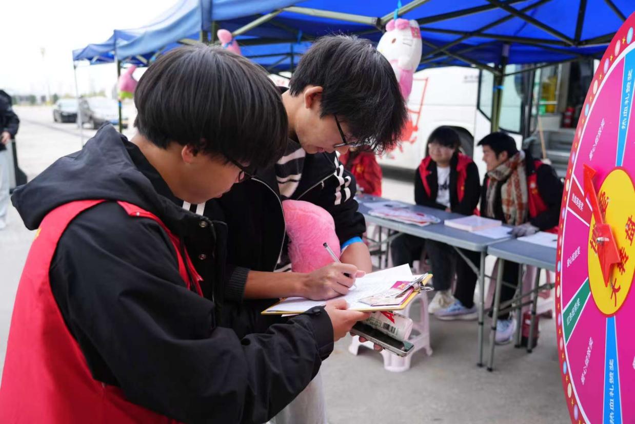 图示, 示意图

中度可信度描述已自动生成:ver1