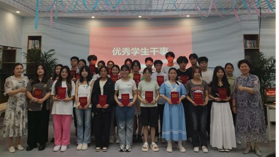 e507c8a8032b67e87512f56e49cc4e9a