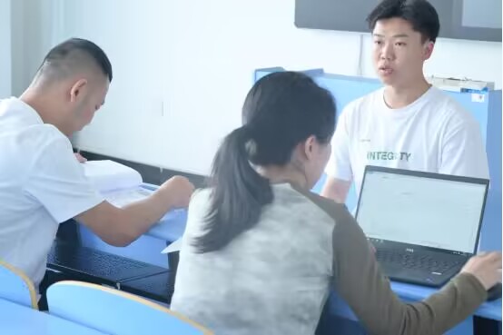 06adbbaab10129dc855bbfc36ab4b8b8.jpg 06adbbaab10129dc855bbfc36ab4b8b8.jpg