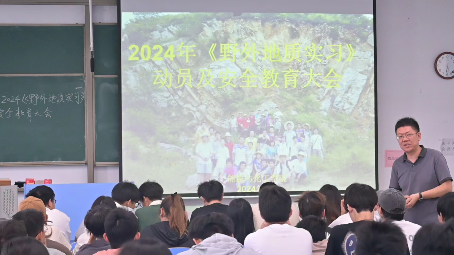 c28608baaea8824f263f727f917a7a0.jpg c28608baaea8824f263f727f917a7a0.jpg