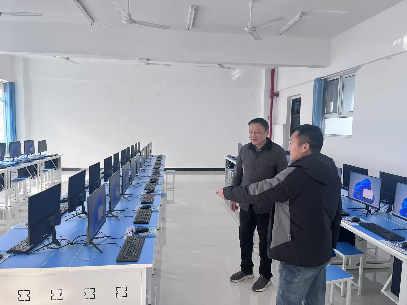 实验室.png 实验室.png